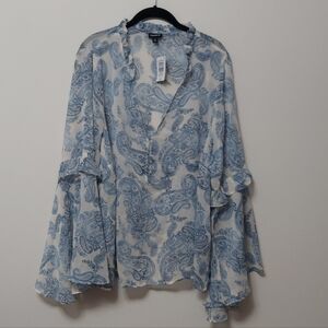 NWT Torrid Chiffon Vneck Ruffle Top Highlow Paisley Whisper White Size 2X